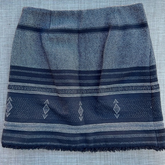 EUC Loft Skirt Sz 6 - Picture 3 of 4